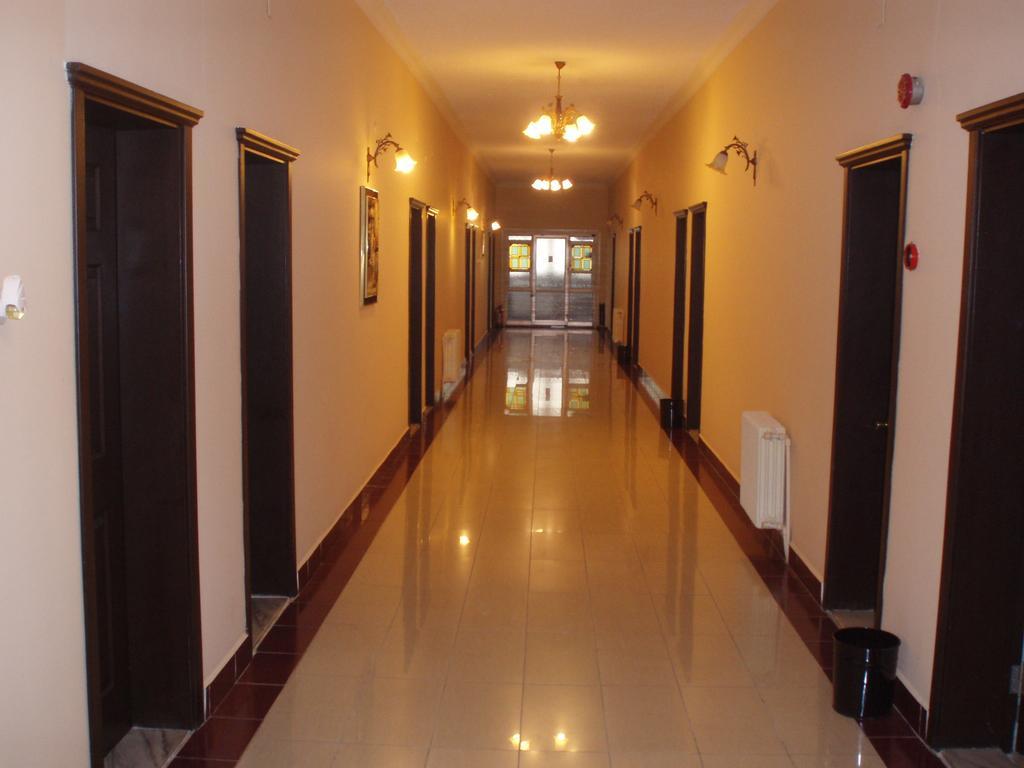 Hotel Mercan Adana Exteriör bild